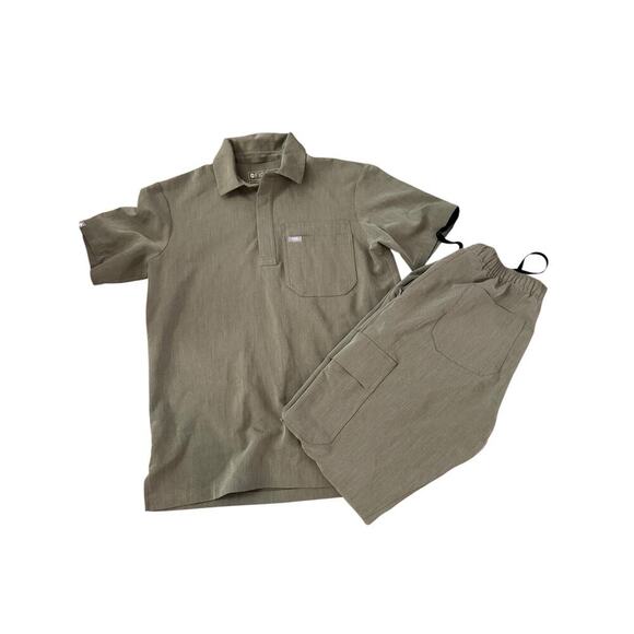 FIGS Men's Olive Green Elmina Collared Top & Kauro Cargo Scrub Pants Size XS - Picture 1 of 13